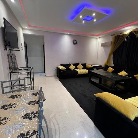 Appartement A 2 Min A Pied De Carre Eden Gueliz มาร์ราเกช ภายนอก รูปภาพ